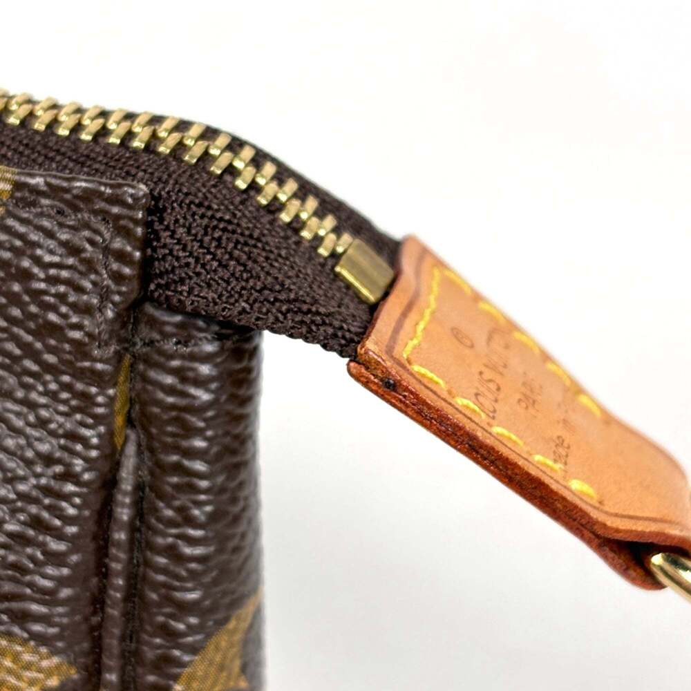 LOUIS VUITTON Brown Monogram Pochette Pouch - Picture 5 of 7
